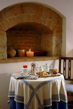 Hotel Monteriggioni Hotel 4*