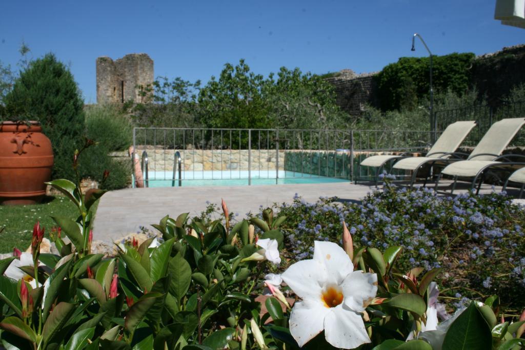 Hotel Romantik Monteriggioni